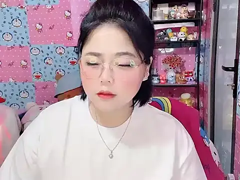 Snapshot of Nhanlu009 chatting on 3, 7, 2026 Nhanlu009 online show from 3, 7, 2026