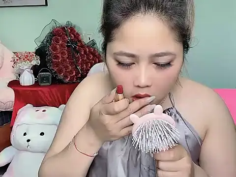 Nhanlu009 online show from 8, 4, 2026