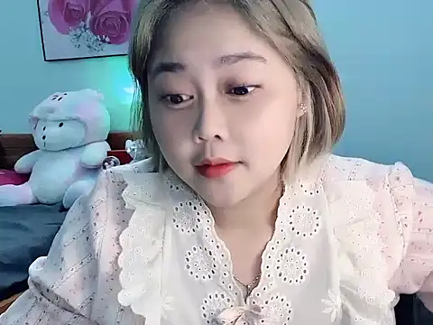 Snapshot of Nhanlu009 chatting on 20, 5, 2026 Nhanlu009 online show from 20, 5, 2026