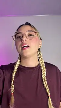 irispink  online show from 26, 3, 2026