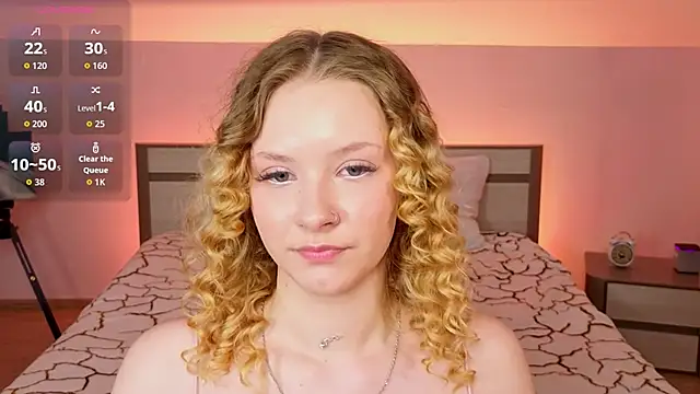 Snapshot of StaceyyJones chatting on 20, 5, 2026 StaceyyJones online show from 20, 5, 2026