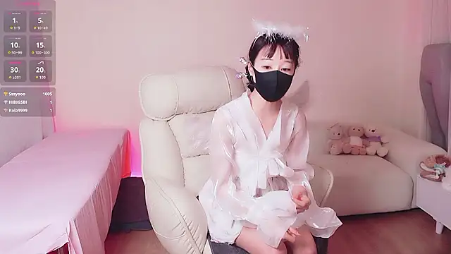 sexyjoy95 online show from 10, 6, 2026