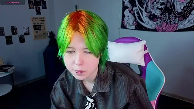 Snapshot of LittleKittenStar chatting on 14, 5, 2026 LittleKittenStar online show from 14, 5, 2026