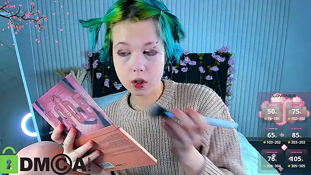 LittleKittenStar online show from 25, 3, 2026