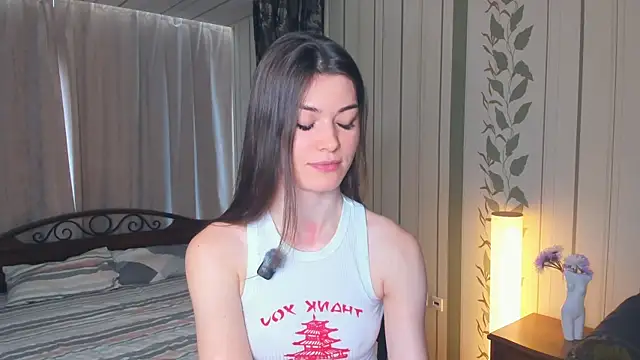 JulissaLipoma online show from 2, 8, 2026