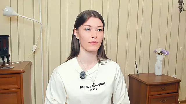 JulissaLipoma online show from 25, 3, 2026