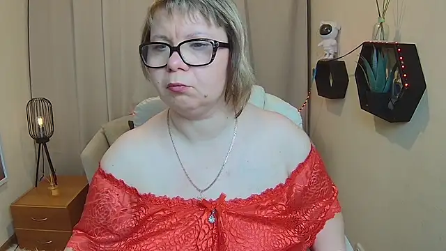 Snapshot of BonnnyBoobsy chatting on 10, 5, 2026 BonnnyBoobsy online show from 10, 5, 2026