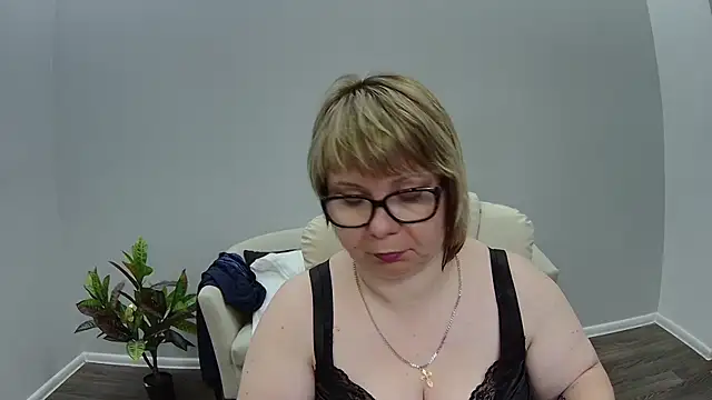 Snapshot of BonnnyBoobsy chatting on 18, 7, 2026 BonnnyBoobsy online show from 18, 7, 2026