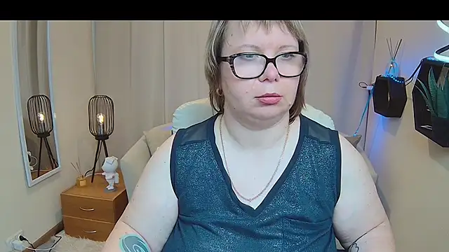 Snapshot of BonnnyBoobsy chatting on 17, 5, 2026 BonnnyBoobsy online show from 17, 5, 2026
