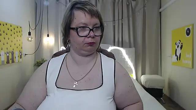 Snapshot of BonnnyBoobsy chatting on 11, 5, 2026 BonnnyBoobsy online show from 11, 5, 2026