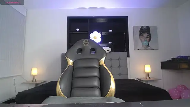 Melannyy V online show from 14, 5, 2026