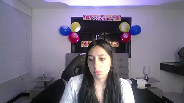 Melannyy V online show from 19, 6, 2026