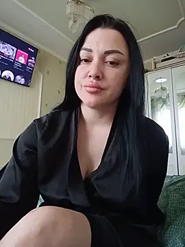 Snapshot of Elsie-Nora chatting on 18, 5, 2026 Elsie-Nora online show from 18, 5, 2026