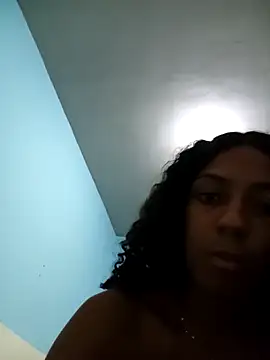Snapshot of SereiaMulata chatting on 6, 5, 2026 SereiaMulata online show from 6, 5, 2026