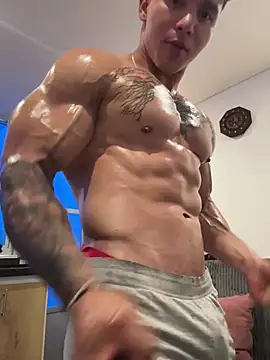 Snapshot of JAYCAM_ chatting on 5, 5, 2026 JAYCAM online show from 5, 5, 2026