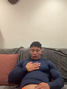 Snapshot of JAYCAM_ chatting on 11, 4, 2026 JAYCAM online show from 11, 4, 2026