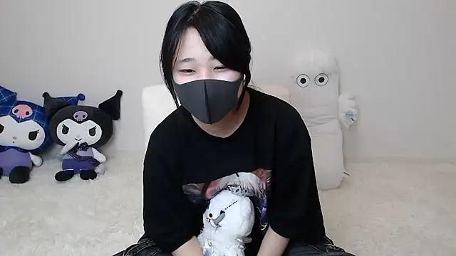 nanami nyann online show from 19, 3, 2026