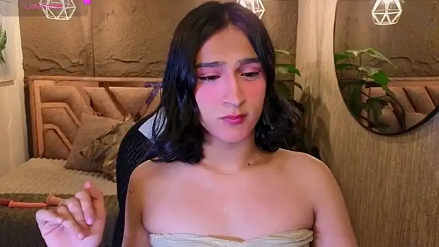Zoee Kiss  online show from 8, 8, 2026