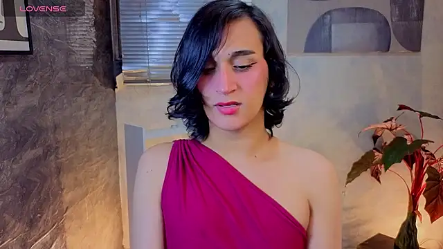 Zoee Kiss  online show from 3, 5, 2026