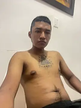 juliancito222 online show from 19, 7, 2026