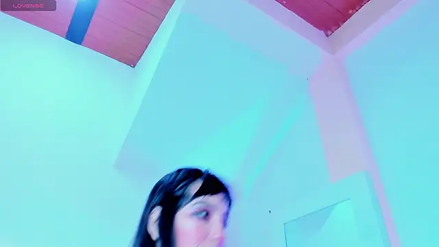 LiiaaGenner online show from 28, 7, 2026