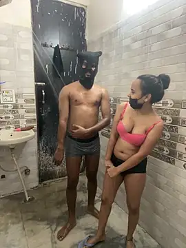 couple-new online show from 18, 4, 2026