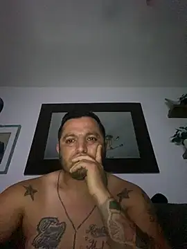 HOTB0Y18 online show from 30, 3, 2026