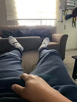 HOTB0Y18 online show from 2, 6, 2026