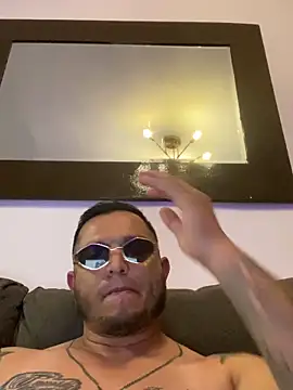 HOTB0Y18 online show from 26, 5, 2026