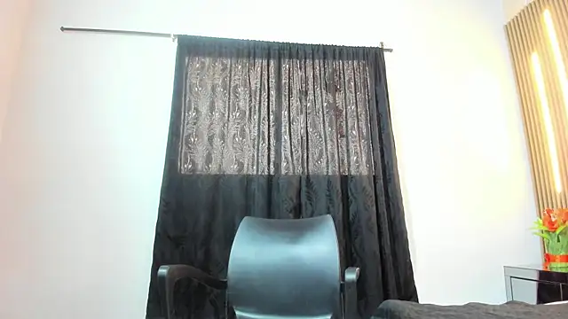 Lara Seduce online show from 22, 4, 2026