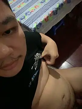 Gremyllo2002 online show from 18, 3, 2026