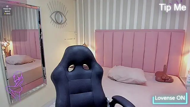 LIZZY VALL online show from 17, 6, 2026