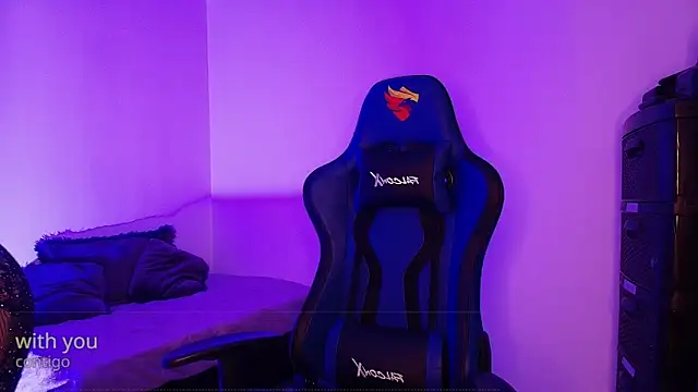 Nicolwhitee online show from 20, 3, 2026