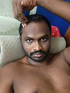 Snapshot of singletamilguy chatting on 6, 5, 2026 singletamilguy online show from 6, 5, 2026