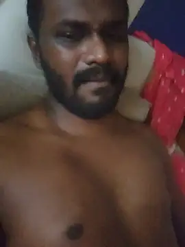 Snapshot of singletamilguy chatting on 21, 5, 2026 singletamilguy online show from 21, 5, 2026