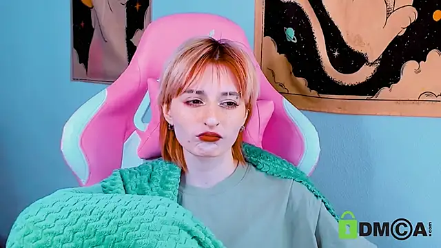 Kira  Cutie online show from 12, 5, 2026