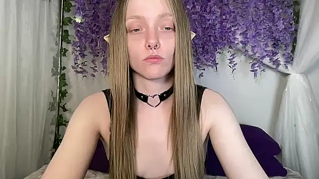 Snapshot of ElfGirlAna chatting on 11, 6, 2026 ElfGirlAna online show from 11, 6, 2026