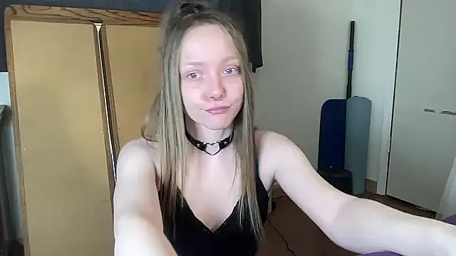 ElfGirlAna online show from 7, 5, 2026