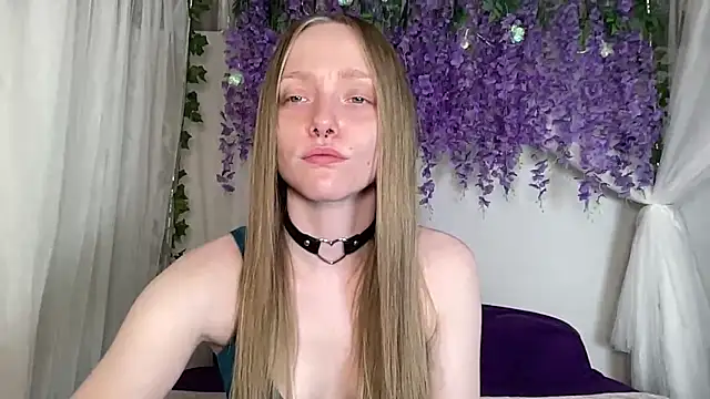 Snapshot of ElfGirlAna chatting on 9, 6, 2026 ElfGirlAna online show from 9, 6, 2026