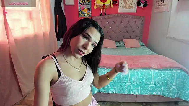 Snapshot of Sofia_Hot_Latina chatting on 23, 5, 2026 Sofia Hot Latina online show from 23, 5, 2026