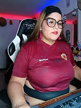 Snapshot of Bonny_rousse01 chatting on 19, 6, 2026 Bonny rousse01 online show from 19, 6, 2026