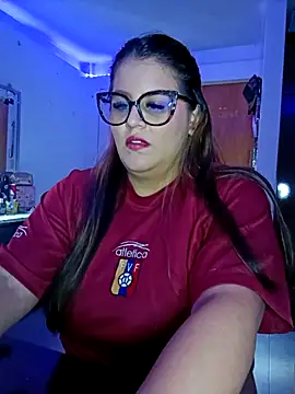 Snapshot of Bonny_rousse01 chatting on 11, 5, 2026 Bonny rousse01 online show from 11, 5, 2026
