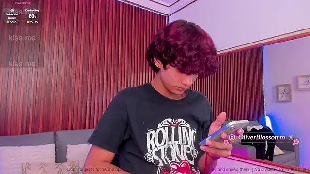 Snapshot of Oliver20__ chatting on 24, 7, 2026 Oliver20 online show from 24, 7, 2026