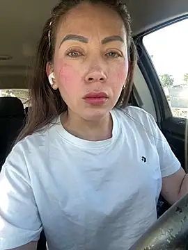 dannielitta online show from 19, 3, 2026