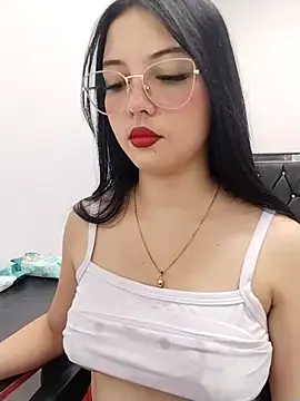 Snapshot of veleria_allurin chatting on 29, 6, 2026 veleria allurin online show from 29, 6, 2026