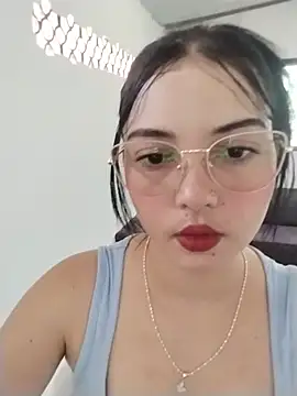 Snapshot of veleria_allurin chatting on 15, 7, 2026 veleria allurin online show from 15, 7, 2026