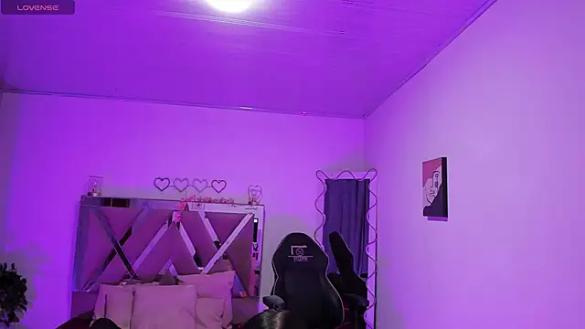 Cristy tay online show from 18, 4, 2026