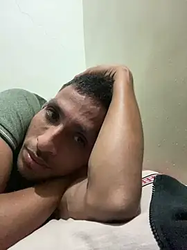 Snapshot of cool_guy_1 chatting on 22, 3, 2026 cool guy 1 online show from 22, 3, 2026