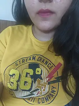 Snapshot of neelam_rawat chatting on 17, 5, 2026 neelam rawat online show from 17, 5, 2026