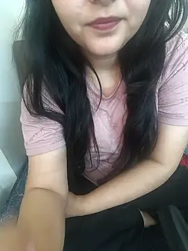Snapshot of neelam_rawat chatting on 14, 5, 2026 neelam rawat online show from 14, 5, 2026